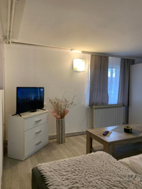 Aurora Apartment